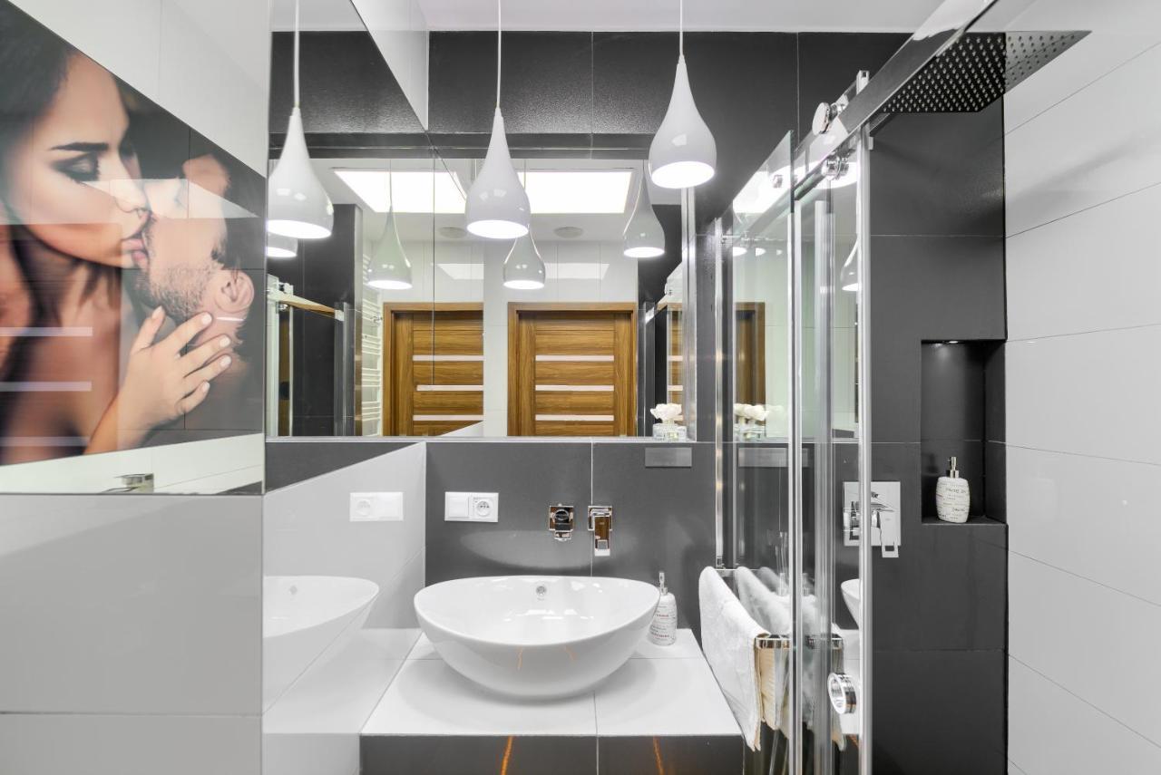 Good Day Apartments- Private Parking New Town Щецин Екстер'єр фото