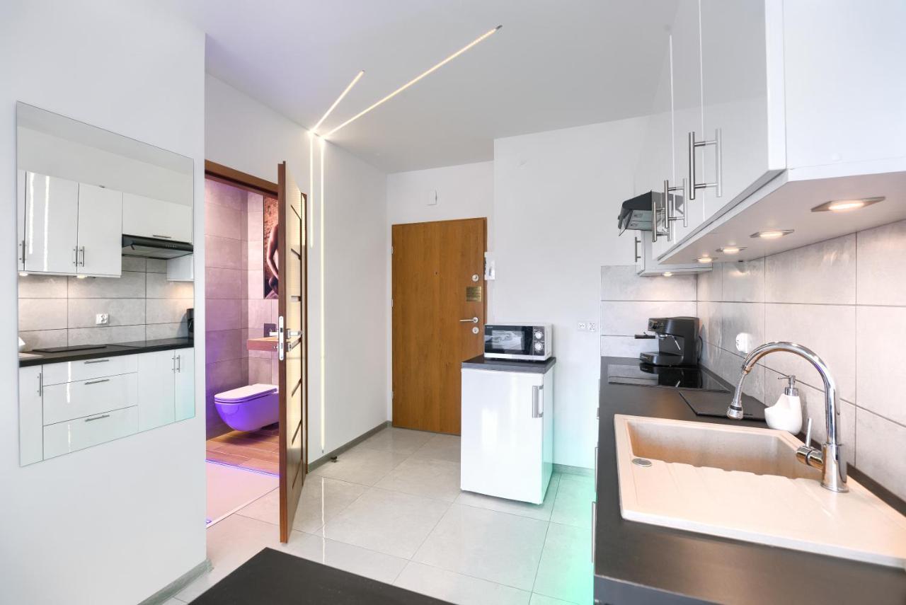 Good Day Apartments- Private Parking New Town Щецин Екстер'єр фото